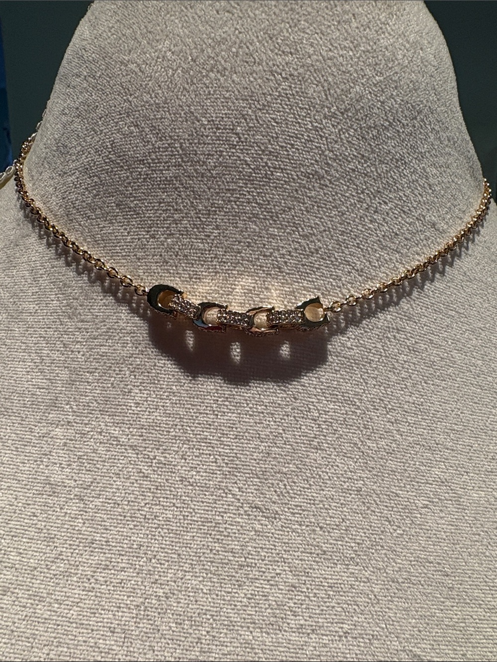 Coach Necklace - Picture 2 of 10